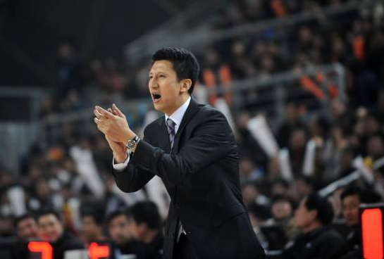  篮网主教练下课助教暂代帅位  